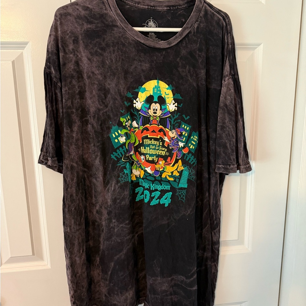 Disney Black Tie-Dye Halloween Tee